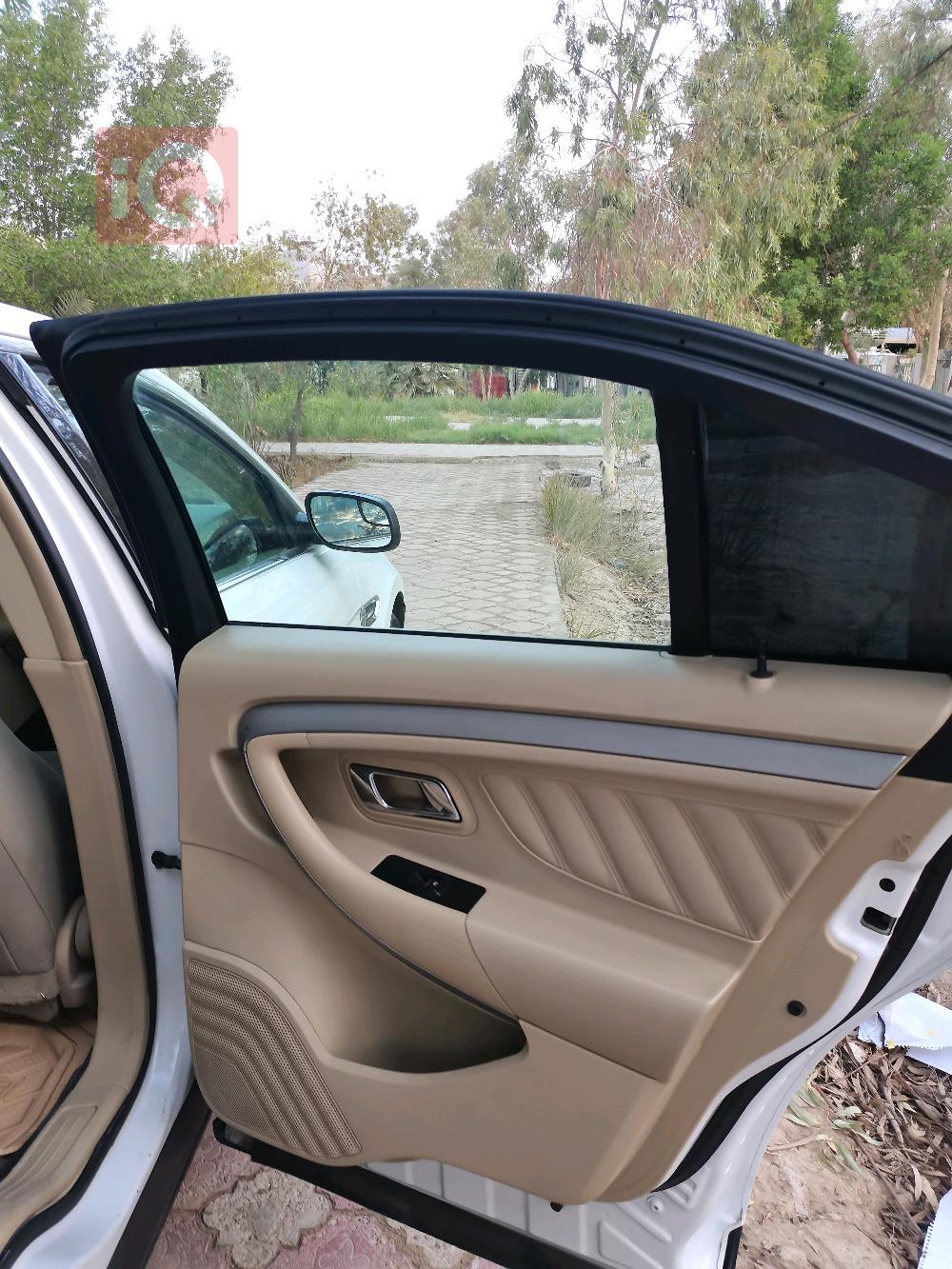 فورد تورس